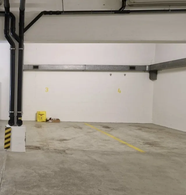 Einstellhallenplatz zu vermieten