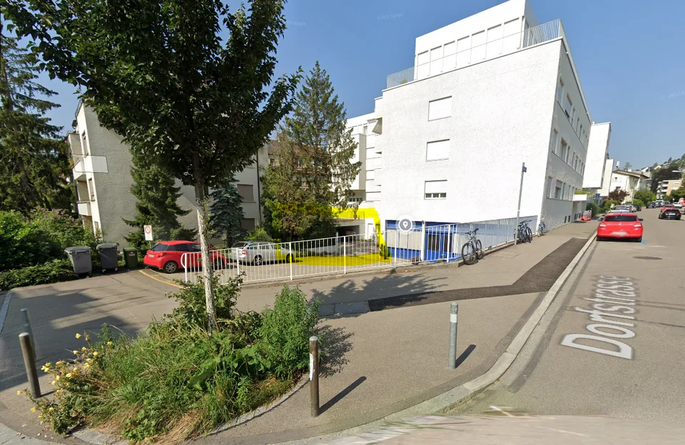 Einstellhallenplatz zu vermieten