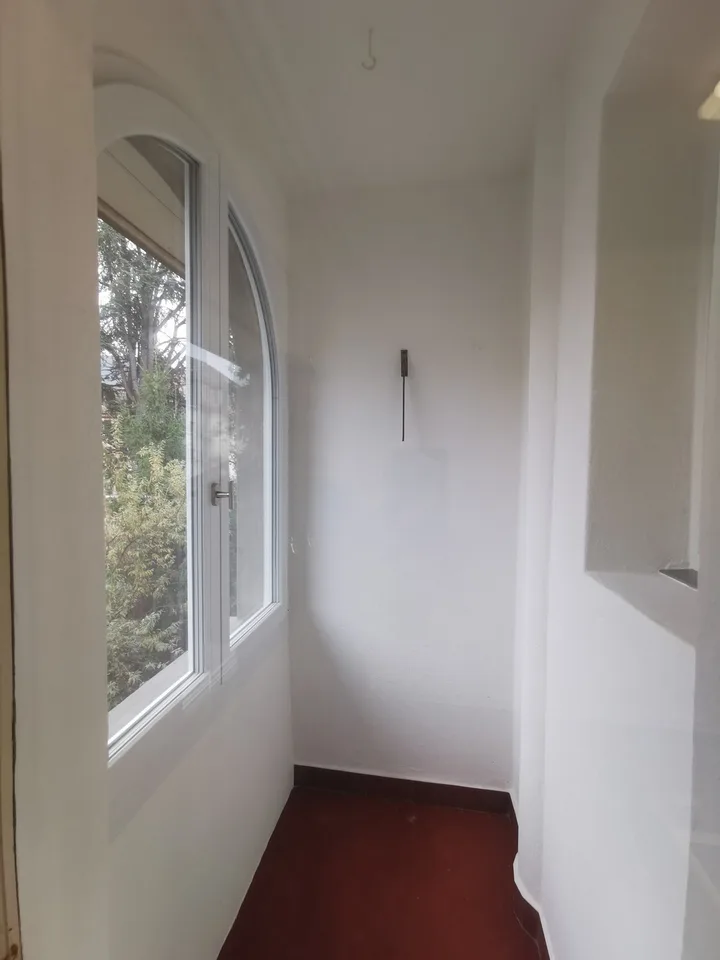 Exklusive 3.5-Zimmer-Terrassenwohnung im 1. OG mit uneinsehbarer 50 m² Terrasse – absolute Rarität in Zürich-Wipkingen