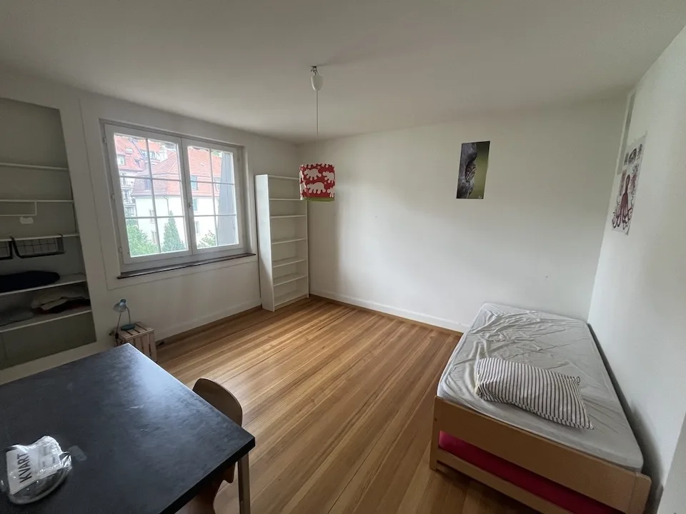 2-3 spacious rooms for rent in furnished + WLAN fully equipped apartment in Kreis 6 zurich