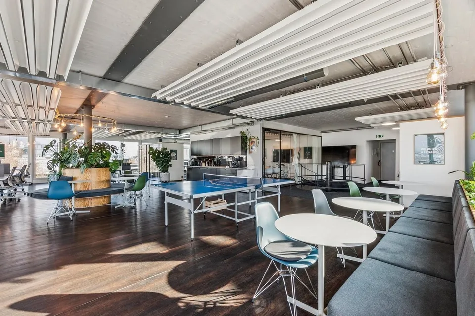 SMART-OFFICE IM PULSIERENDEN KREIS 5
