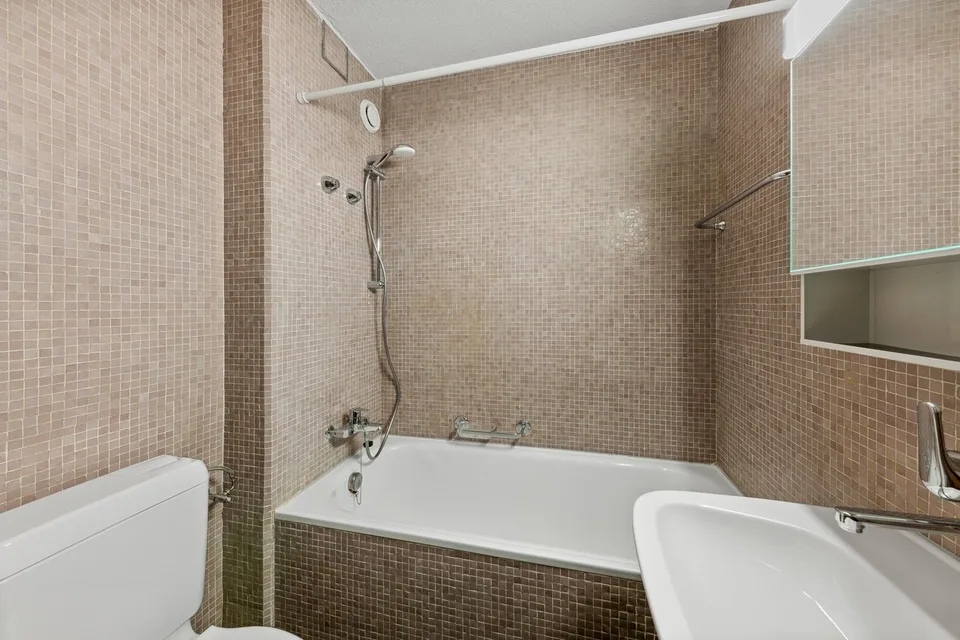 Zentral gelegene möblierte 1 - Zimmerwohnung – foto 9 di 10