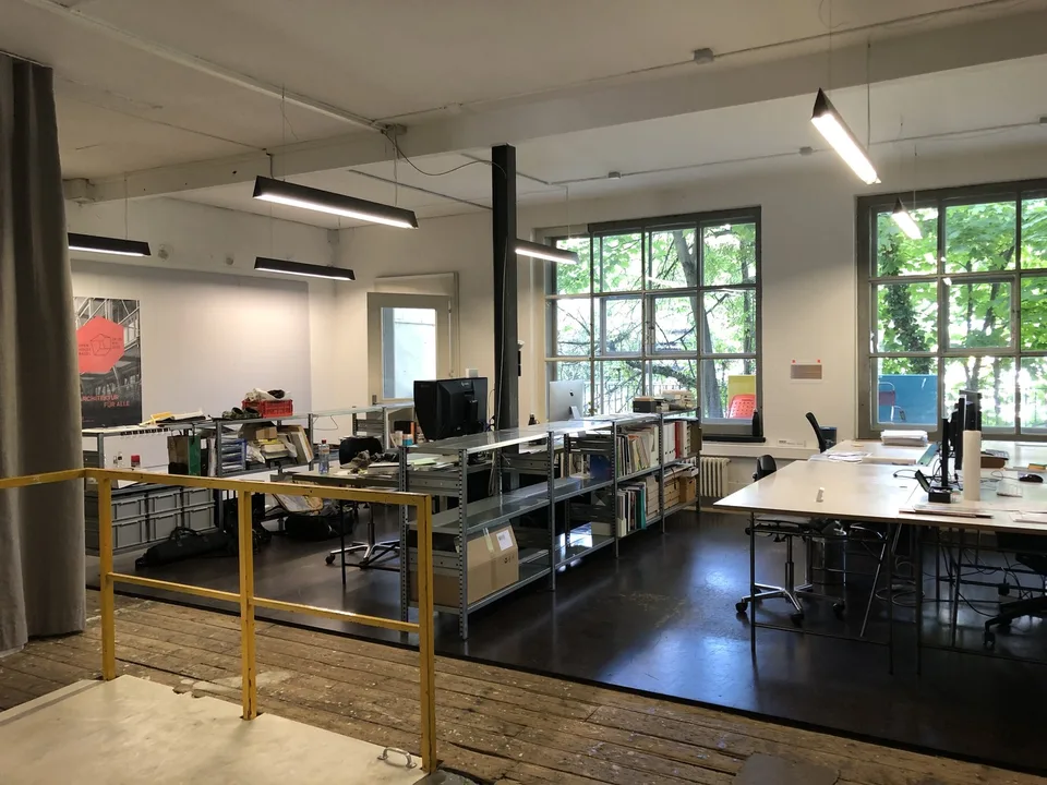 Atelierplatz direkt am Fluss für 50%