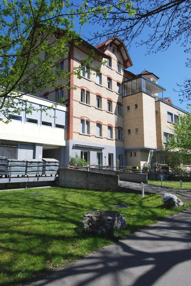 Top-Gewerberaum mitten im Zentrum von Uster zu vermieten!