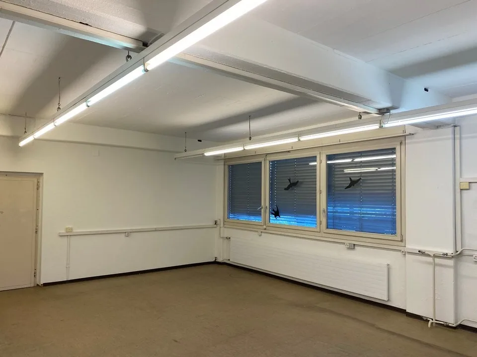 Espace commercial de haute qualité à louer au centre d'Uster ! – photo 8 sur 10