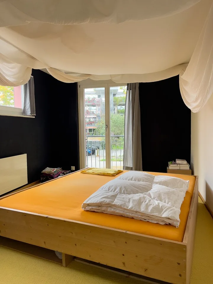 2 Zimmer in WG mit seperatem Bad