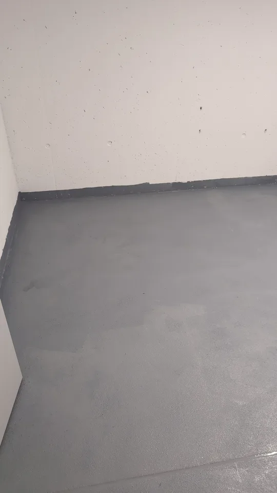 Lager/Hobbyraum in Uster per sofort zu vermieten.