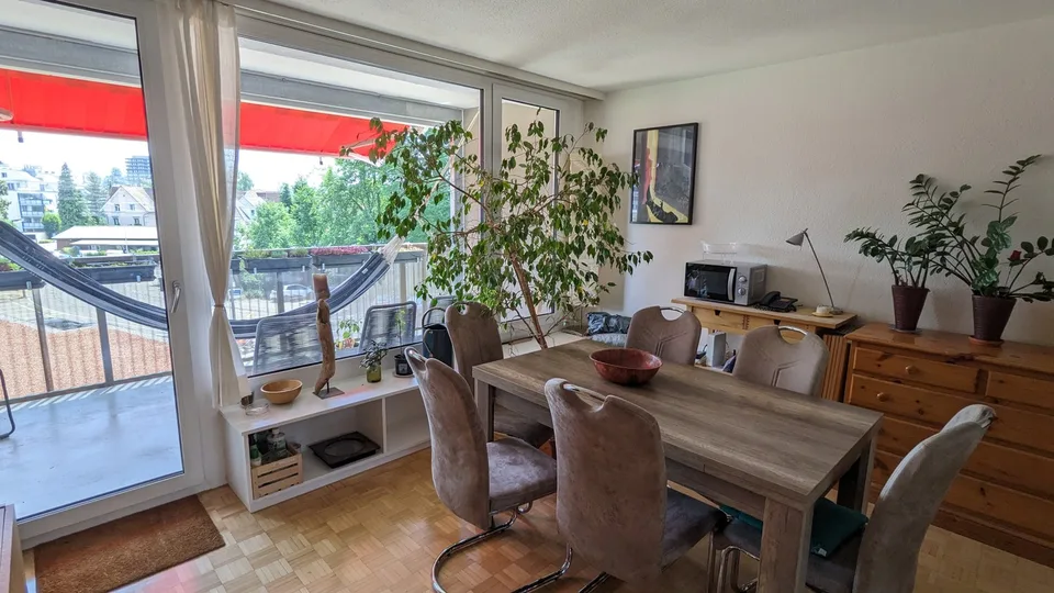 Roomie für unsere 3er WG
