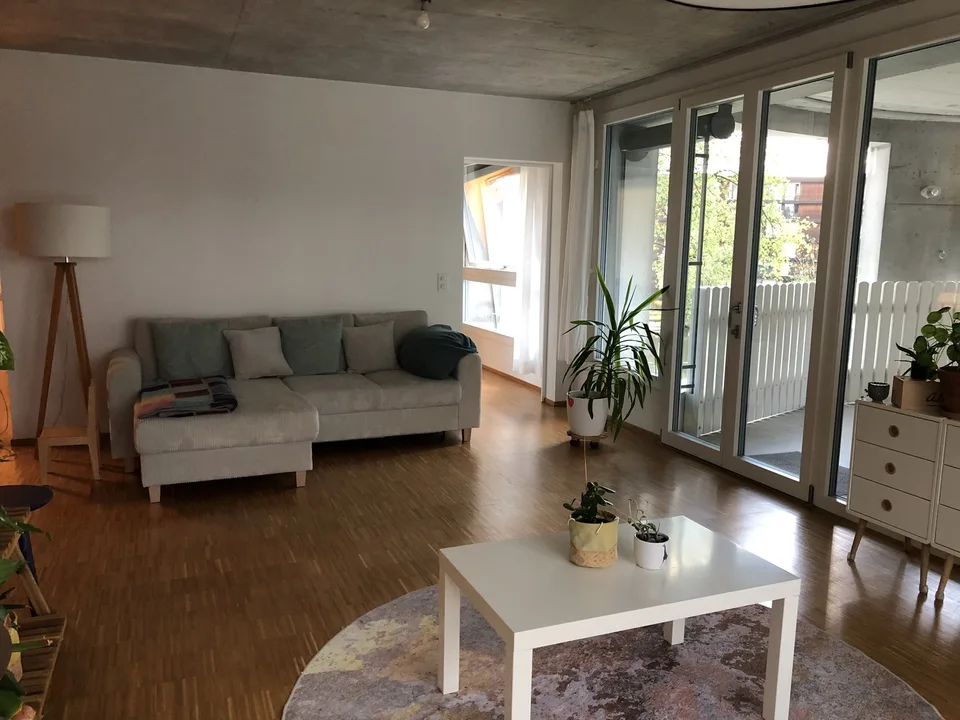2 WG-Zimmer mit eigenem Bad zu vermieten