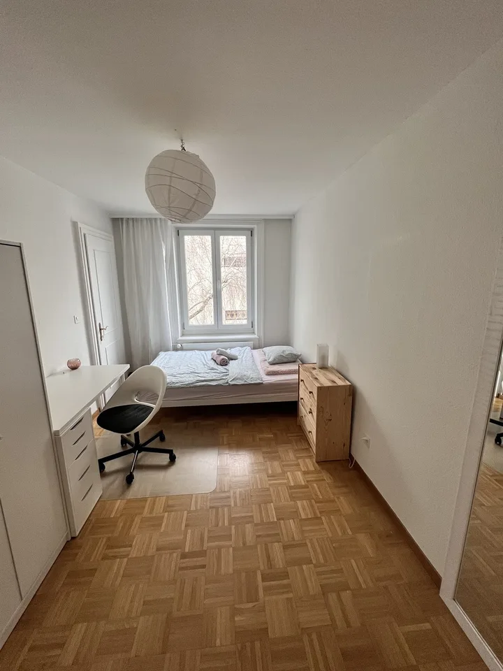 15qm furnished room in the center of Zürich by lake (Seefeld Kreis 8)