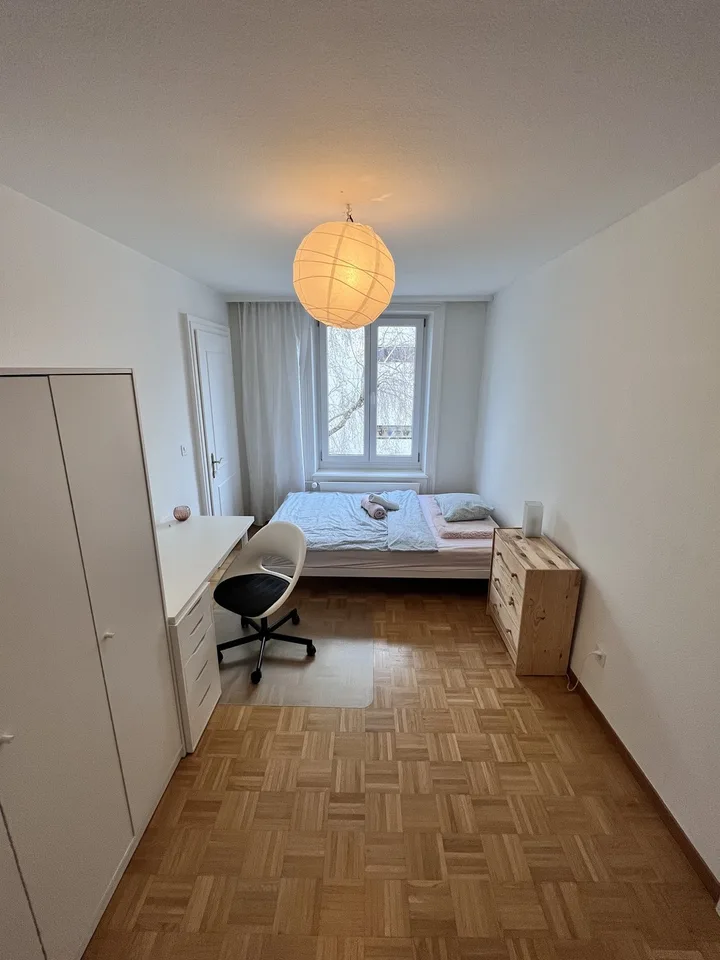 15qm furnished room in the center of Zürich by lake (Seefeld Kreis 8)