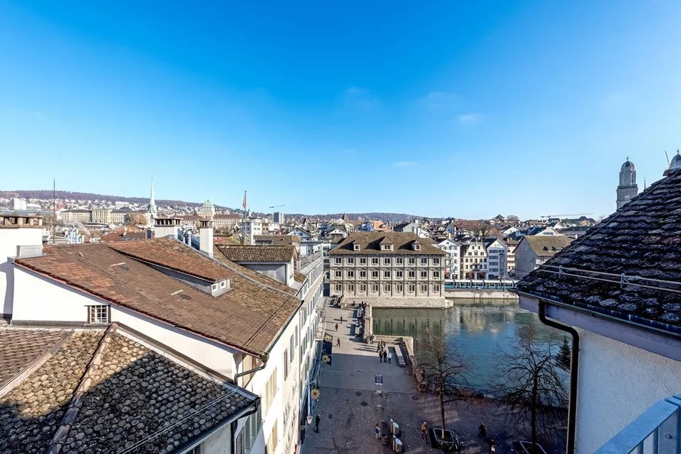 Direkt am Weinplatz, Dachwohnung mit Terrasse und Traumsicht