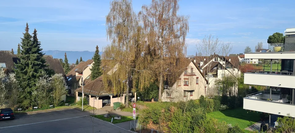 Moderne 3.5-Zimmerwohnung an ruhiger Lage