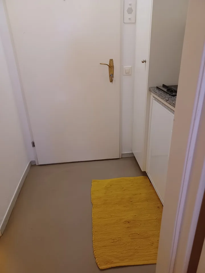 Sehr schöne möblierte 1-Zimmerwohnung direkt am Bellevue zu vermieten
