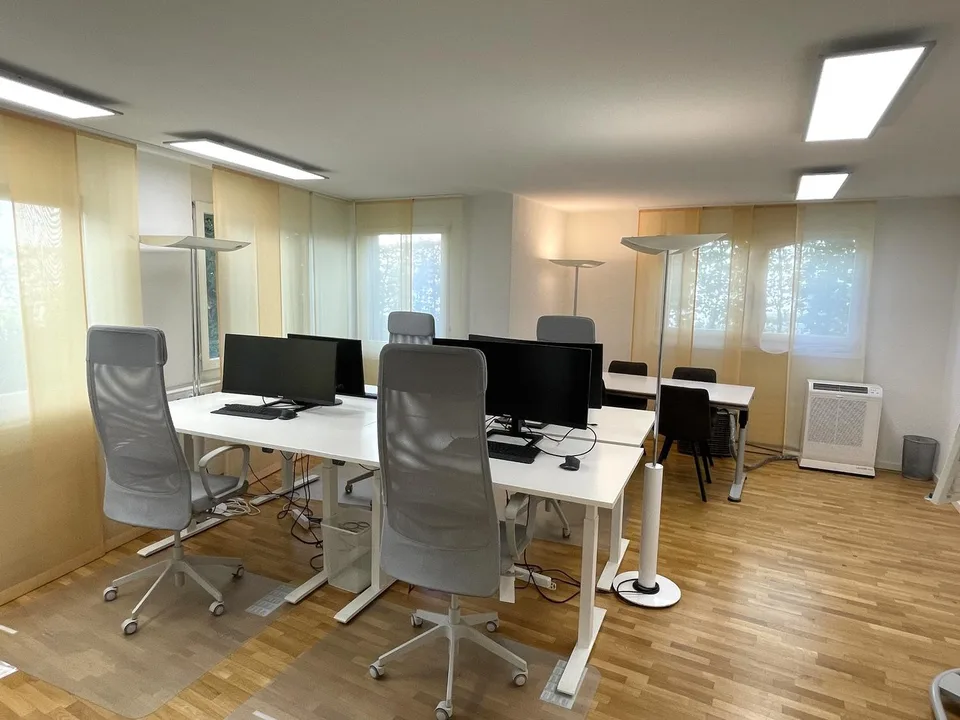 Helle und ruhige Bürofläche im Herzen von Zürich-Hottingen (ca. 84 m²)