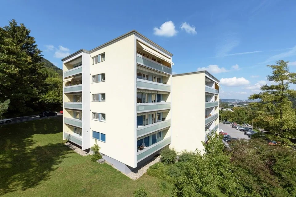 Autoeinstellplatz in Adliswil zu vermieten