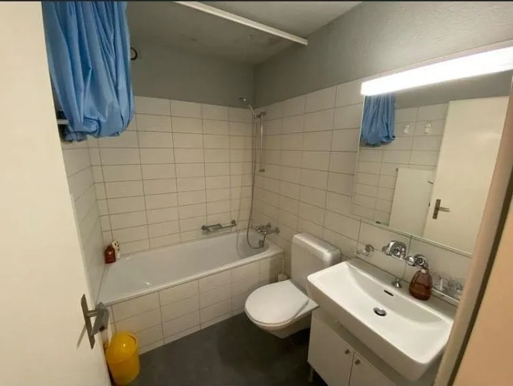 Furnished Room in Shared Apartment – Zurich -  JULY AND AUGUST