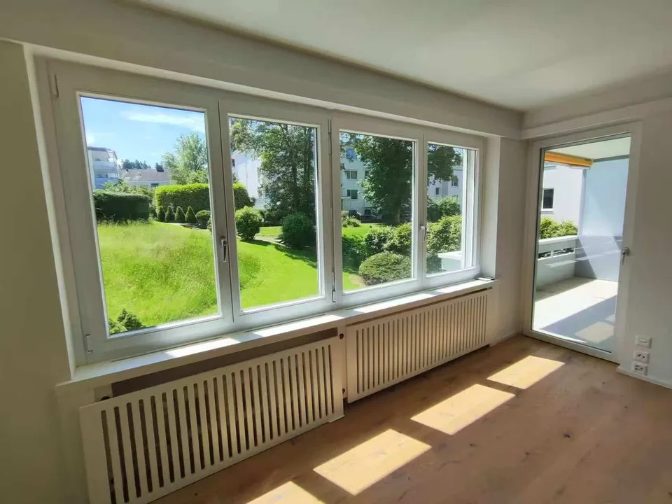 Helle 3.5-Zimmer-Wohnung mit Balkon in Pfaffhausen