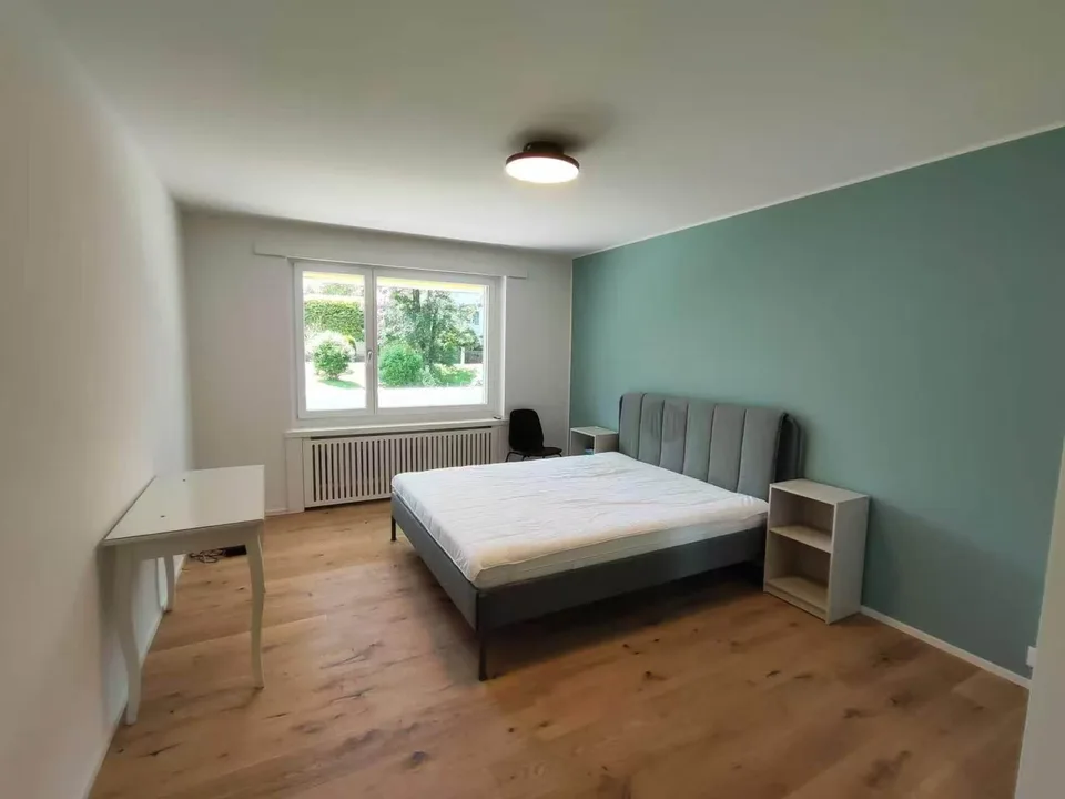 Helle 3.5-Zimmer-Wohnung mit Balkon in Pfaffhausen