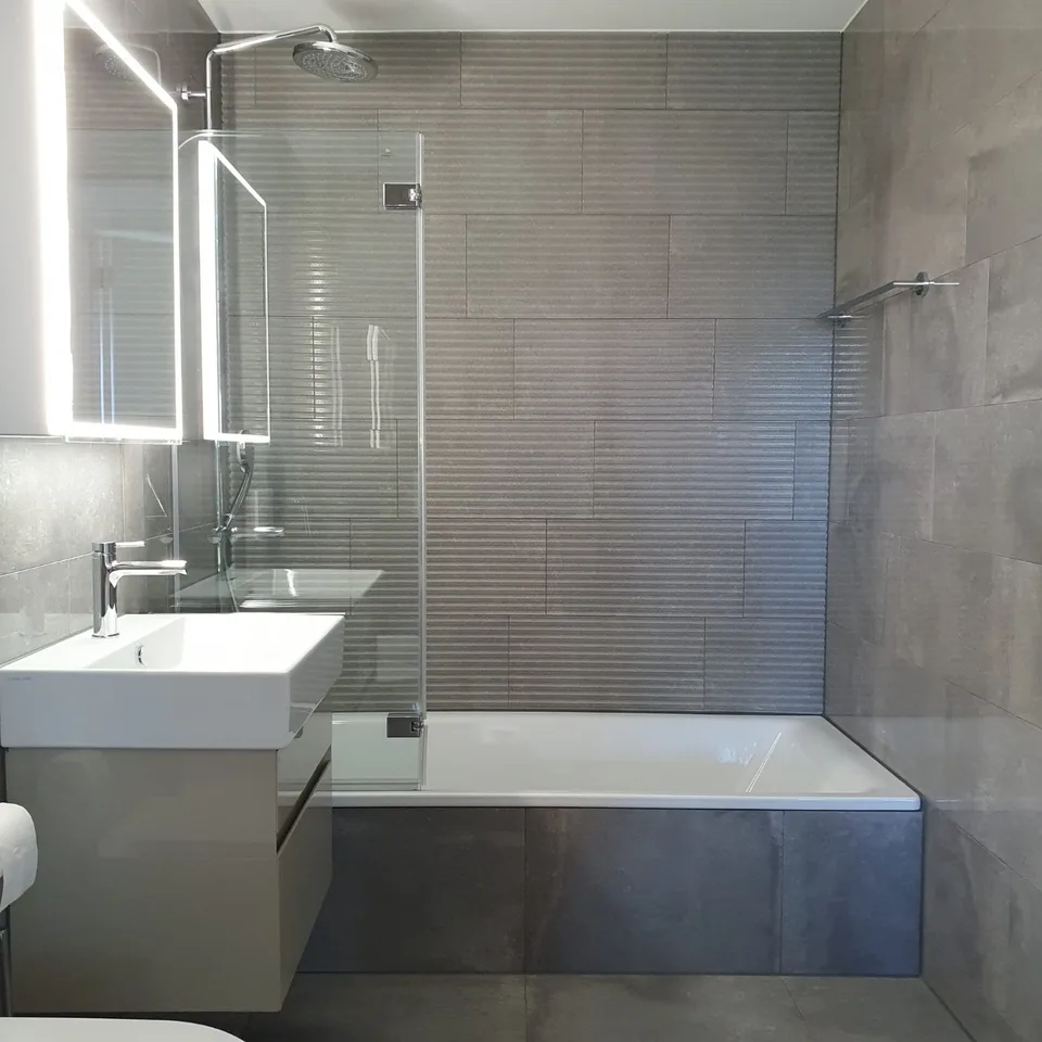 Bright 3.5-room apartment with balcony in Zurich, Platte