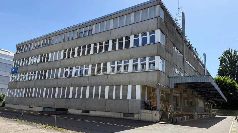 Gewerbeflaeche in Faellanden - Industriestrasse