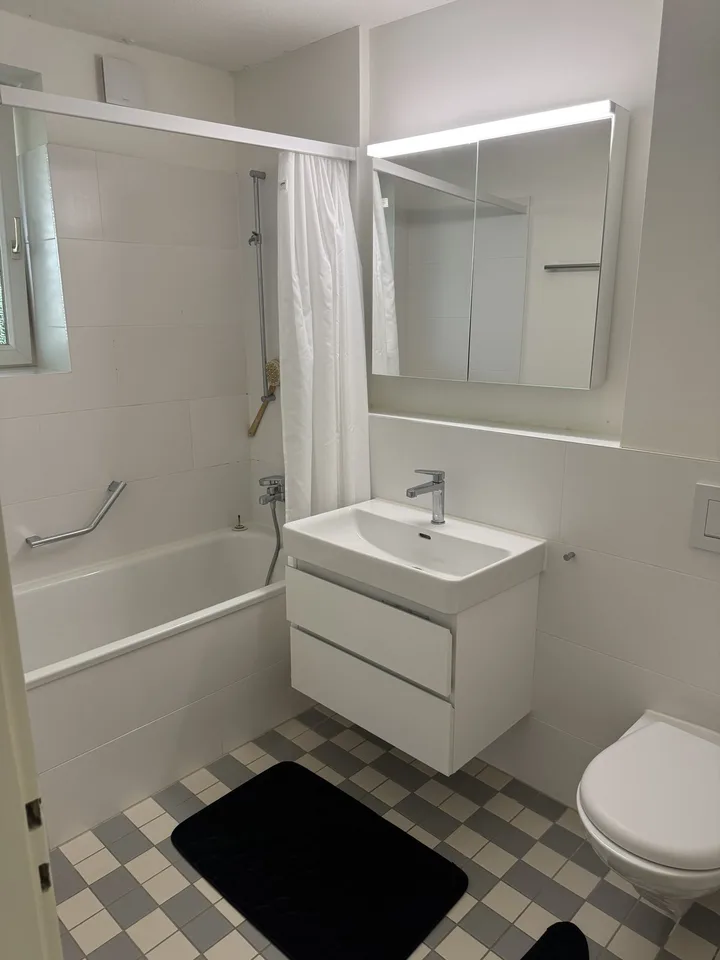 🏡 Beautiful 2-Room Apartment in Zurich – Available from 1 August