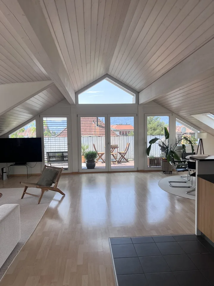 Exklusive 3.5-Zimmer-Dachwohnung am Klusplatz