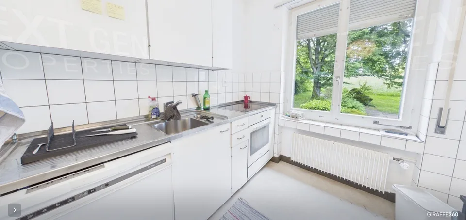 Bright, spacious Room in the heart of Witikon