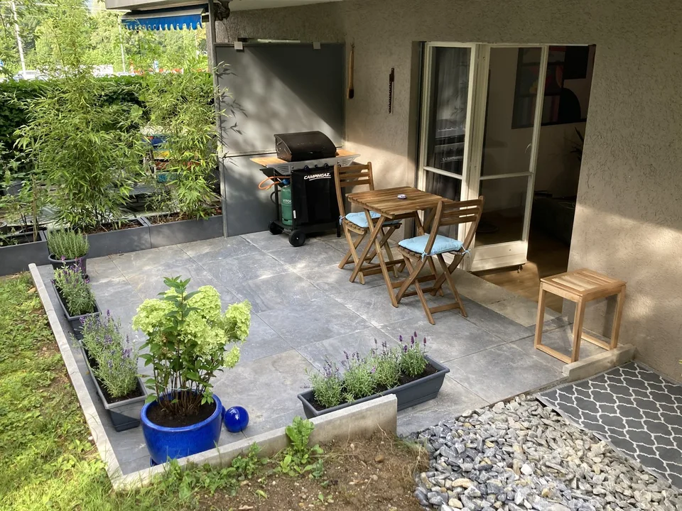 Furnished studio with garden in the centre of Zürich