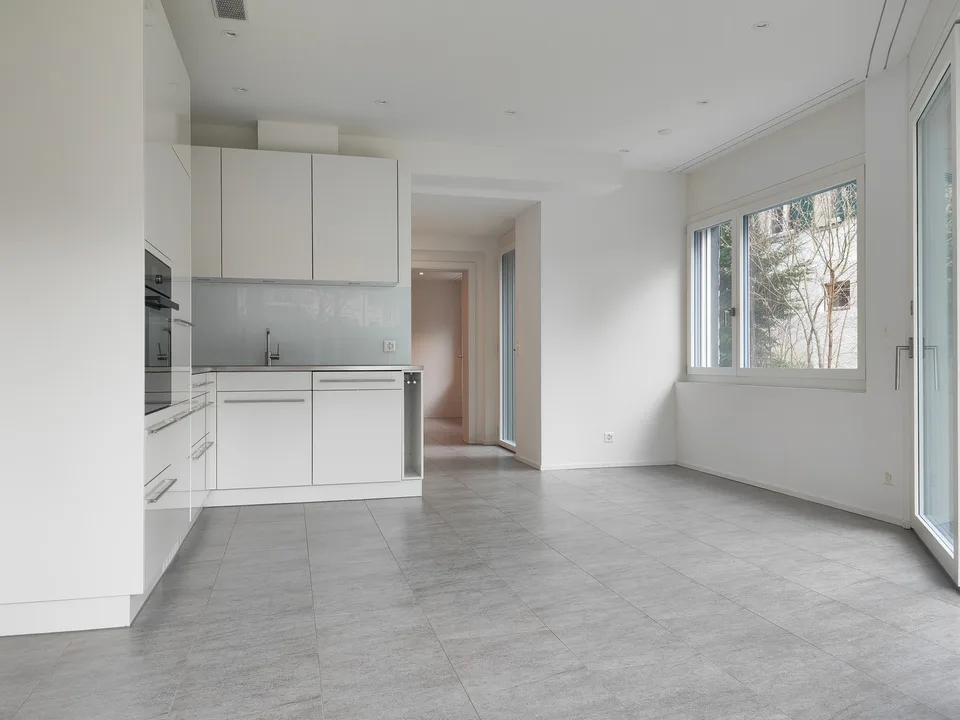 Moderne 2.5-Zimmerwohnung mit privatem Gartensitzplatz