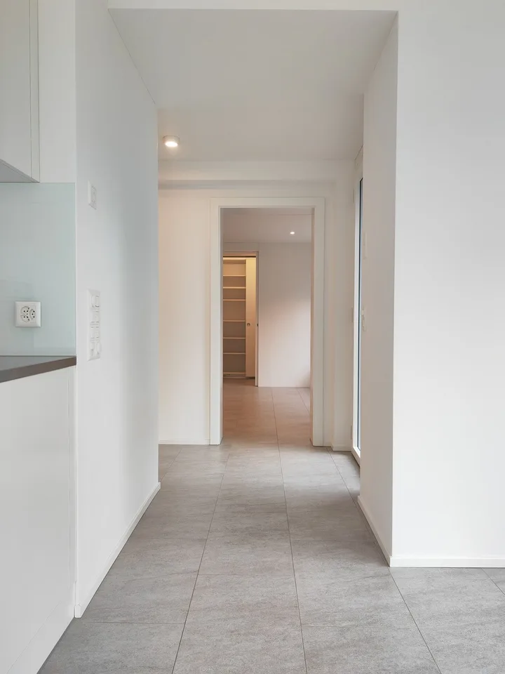 Moderne 2.5-Zimmerwohnung mit privatem Gartensitzplatz