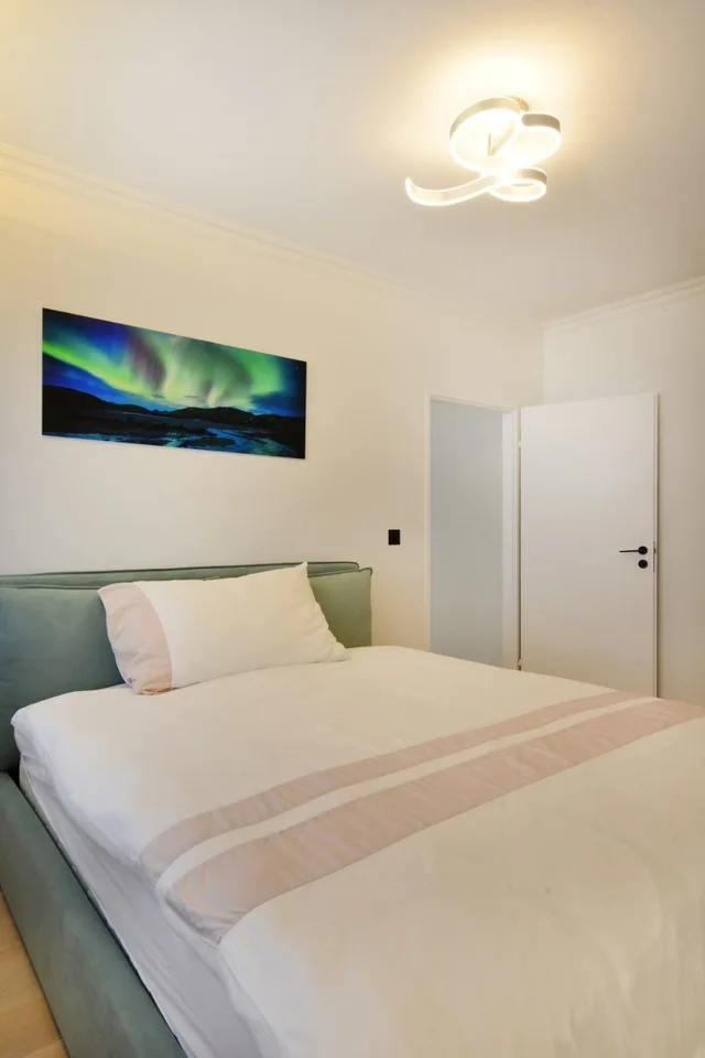Befristet  from1.6 till / bis 30.8 möbliert/furnished