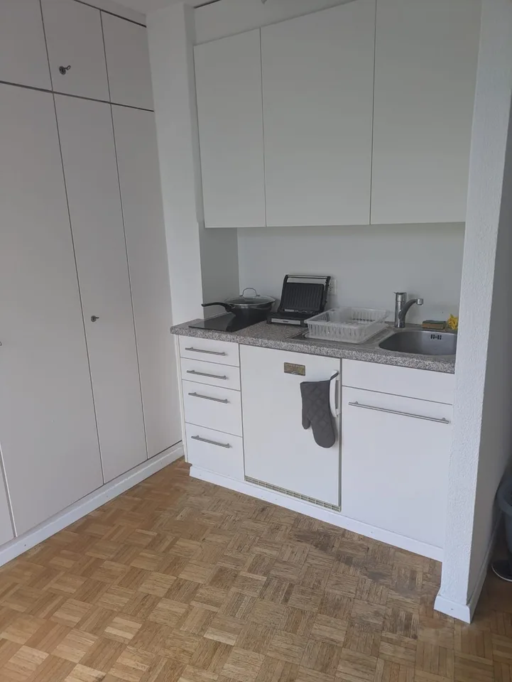 Studio sublet for summer