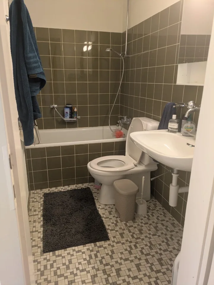 Studio sublet for summer