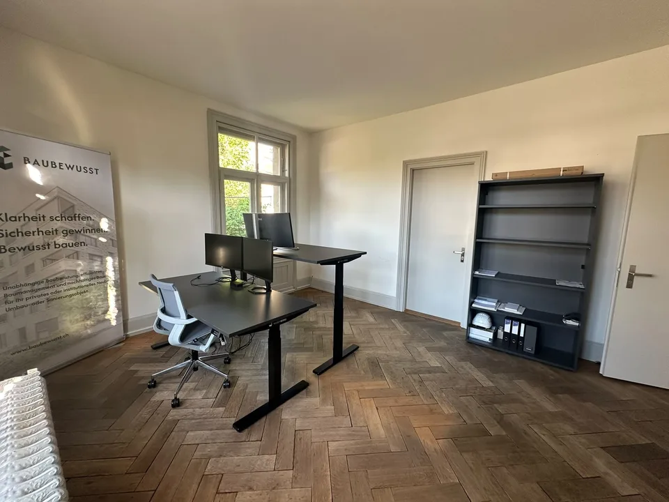 Charmanter Arbeitsplatz an der Forchstrasse 260  in Zürich 8008 (Nähe Trammuseum)