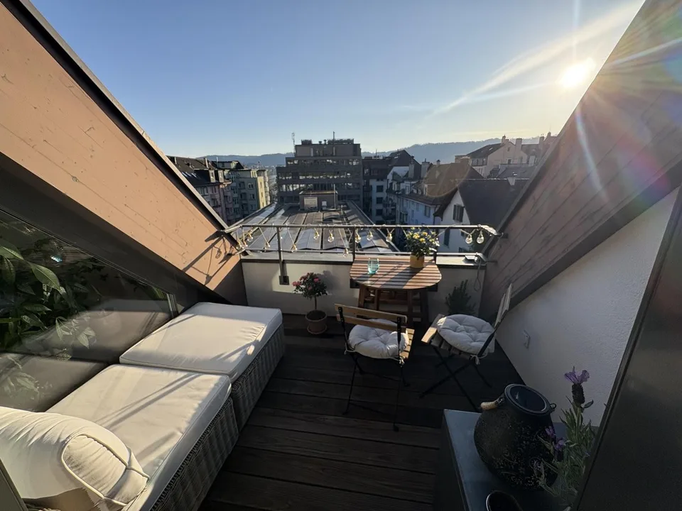 Furnished 2.5 room Apartment in Tiefenbrunnen with terrace and mountain view (6-12 months)