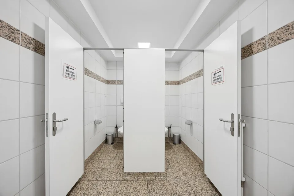 Attraktive Büroflächen ab 50m² direkt bei der Europaallee – foto 6 di 9