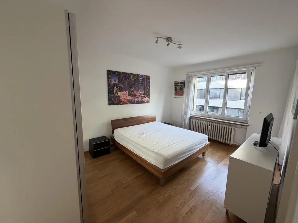 Furnished 3.5-Room Apartment Next to Bellevue / Stadelhofen