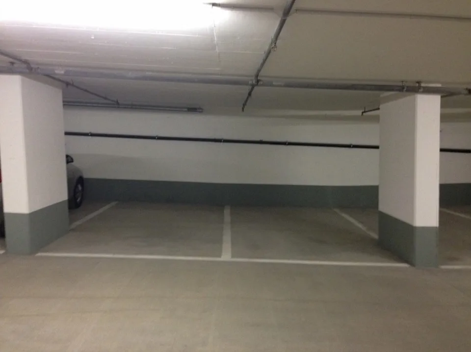Zentraler Parkplatz in Zürich Wiedikon