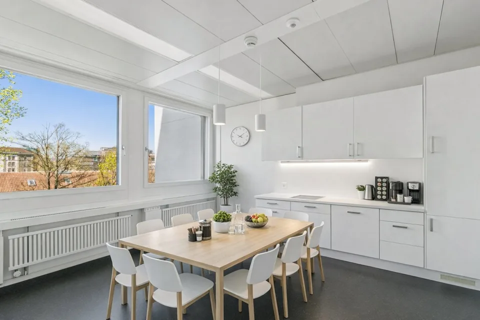 Repräsentatives Büro mit optimalem Arbeitsklima im Herzen von Zürich