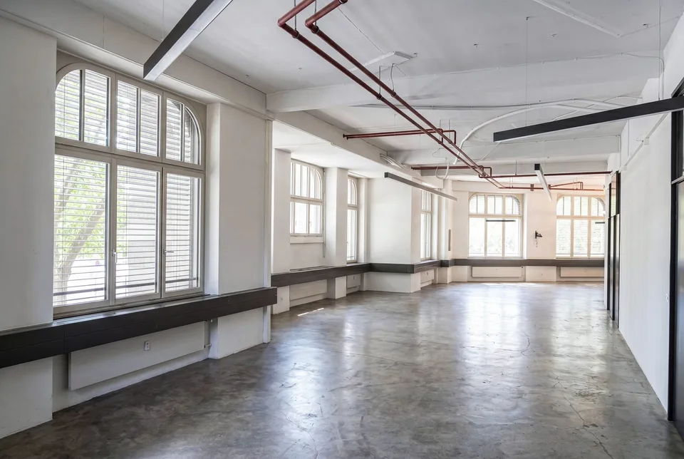 Bürofläche mit Industriecharme an der Molkenstrasse, Zürich