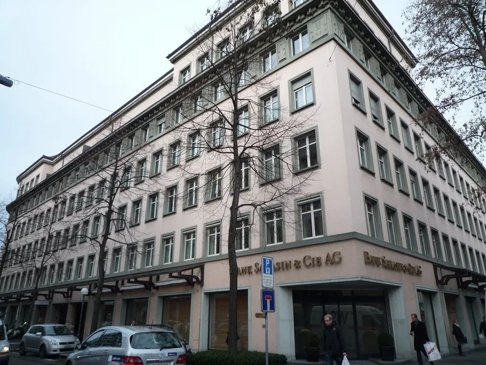 Tiefgaragenplätze an bester Lage in Zürich