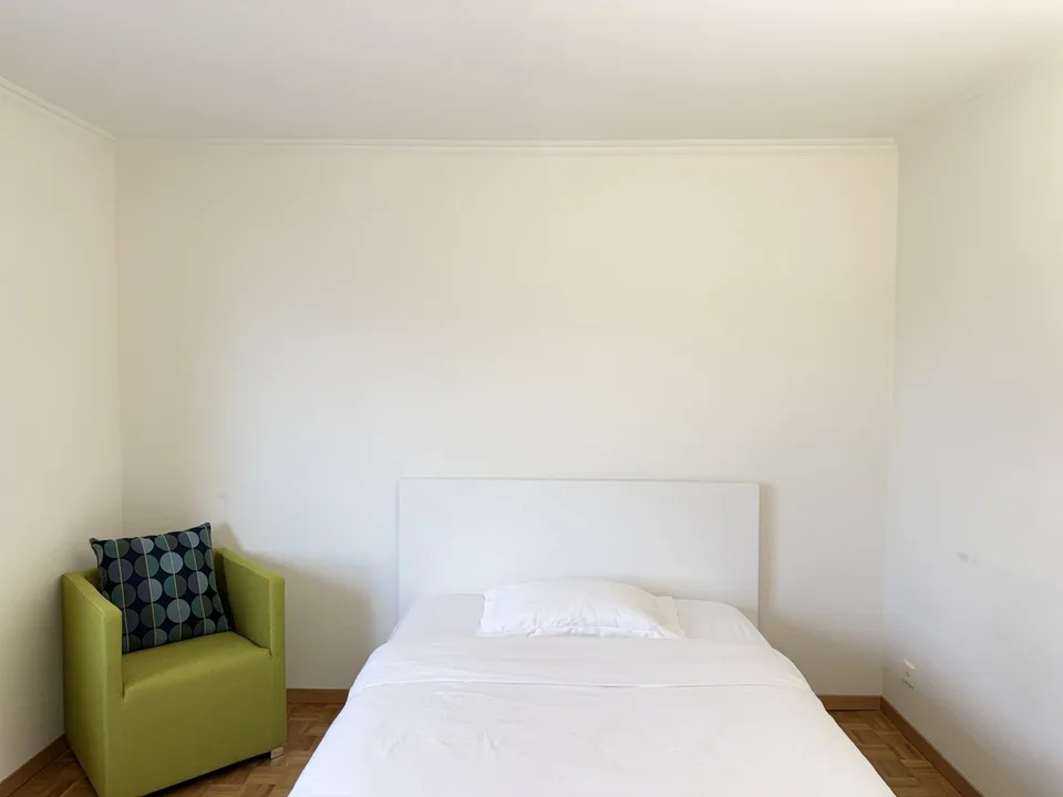 Furnished Student and Expat Housing