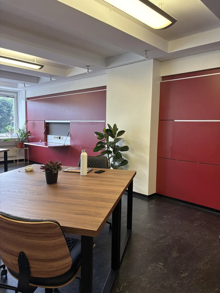 Arbeitsplatz in Bürogemeinschaft – Kreis 4, 12 Min. vom HB