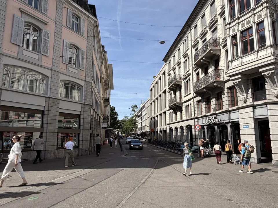 Möbliertes Büro, Löwenstrasse Zürich, 164 m², sofort verfügbar, flexible Mietdauer