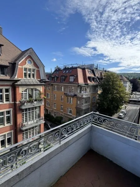 Charmante WG-Zimmer mit Balkone im Herzen von Zürich Seefeld