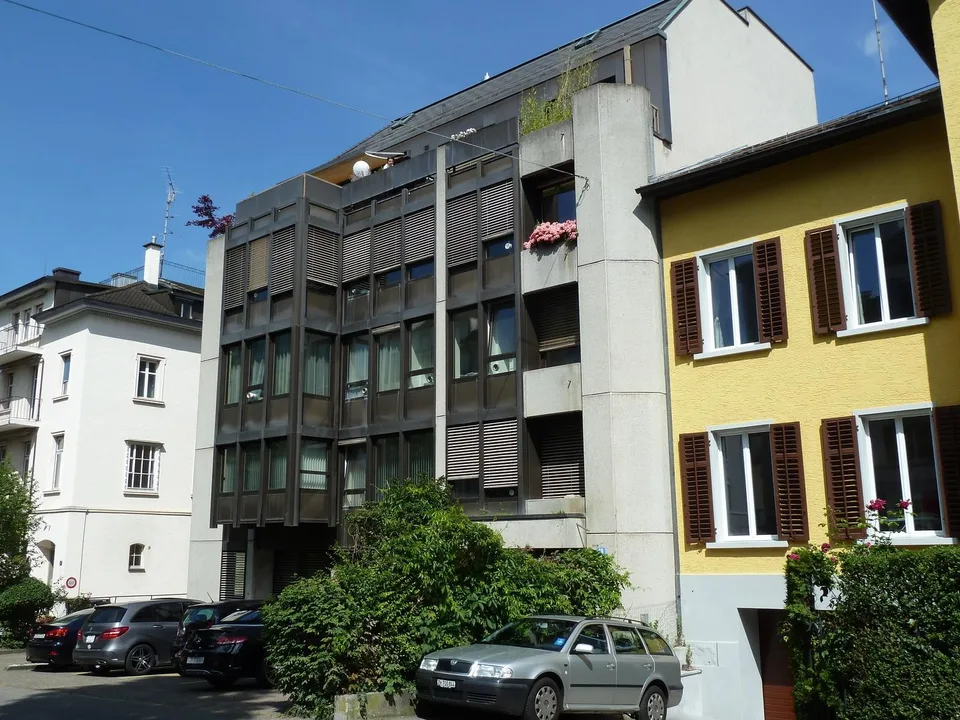 Repräsentative Gewerbefläche im Zürcher Seefeld mit Einzelbüros