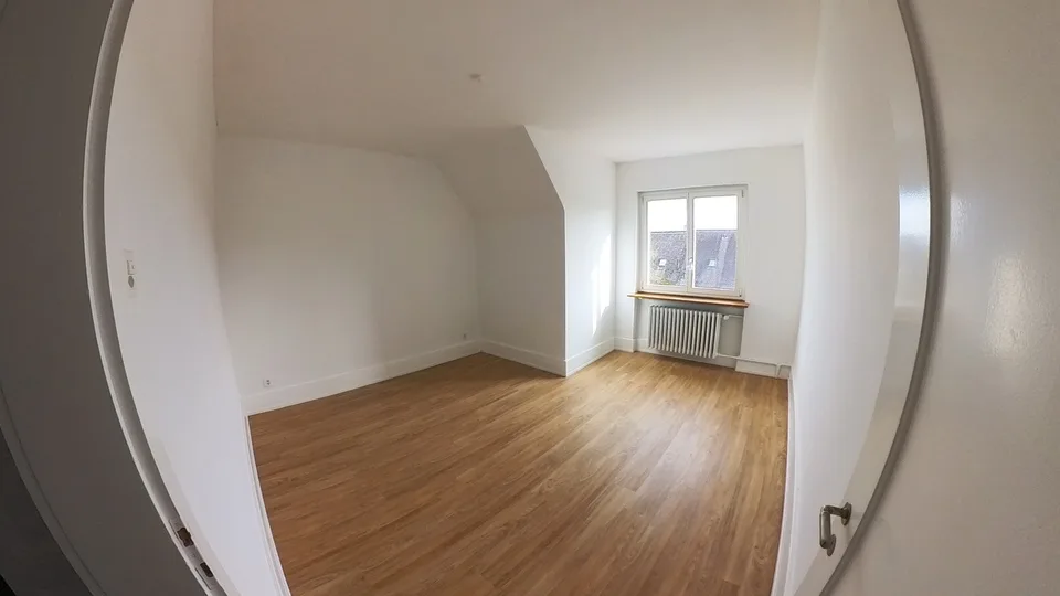 Gepflegte 3½-Zimmerwhg Zürich-Wollishofen an grüner ruhiger Lage OG2