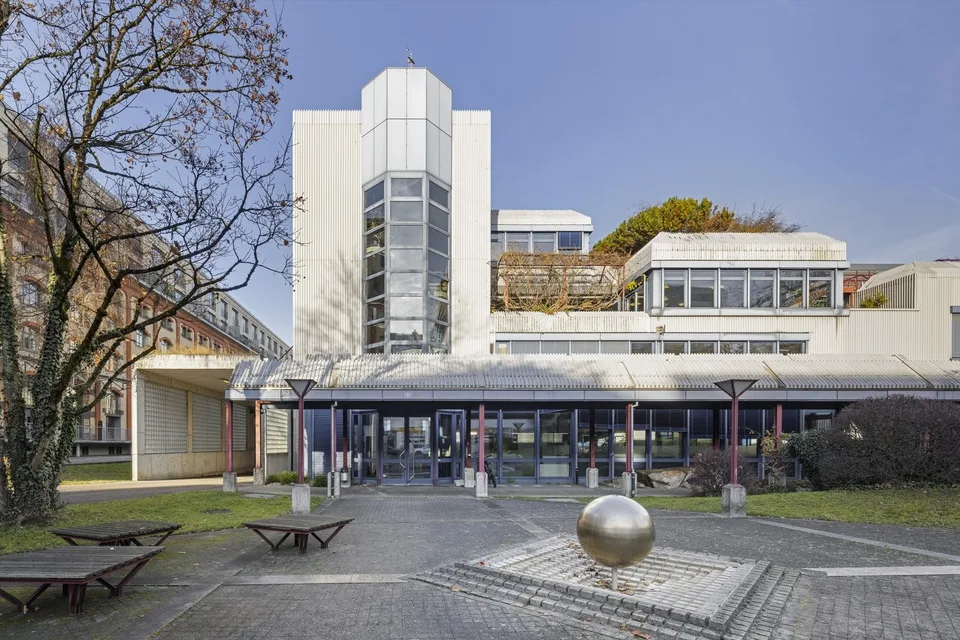 Grosszügig und vielfältig nutzbare Industrieflächen im Druckzentrum Zürich