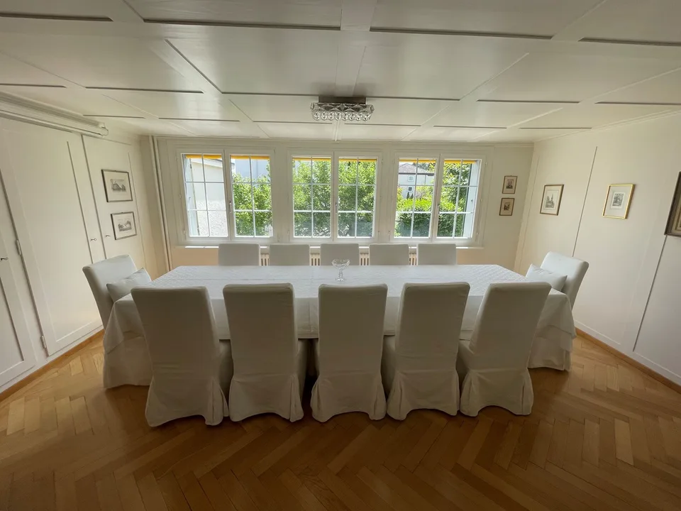 Premium möblierte Wohnung in historischem Haus - Küsnacht - 1 Minute zum Zürichsee | 5 Zimmer